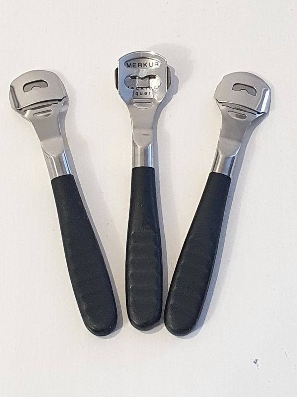 Станок для педикюра с прорезиненной ручкой