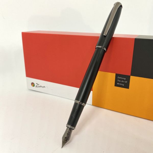 Пір'яна ручка Picasso Art Collection — Чорна Матова (Black Matte & Gunmetal)