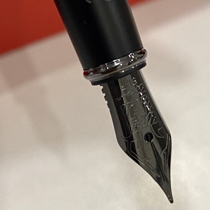 Пір'яна ручка Picasso Art Collection — Чорна Матова (Black Matte & Gunmetal)