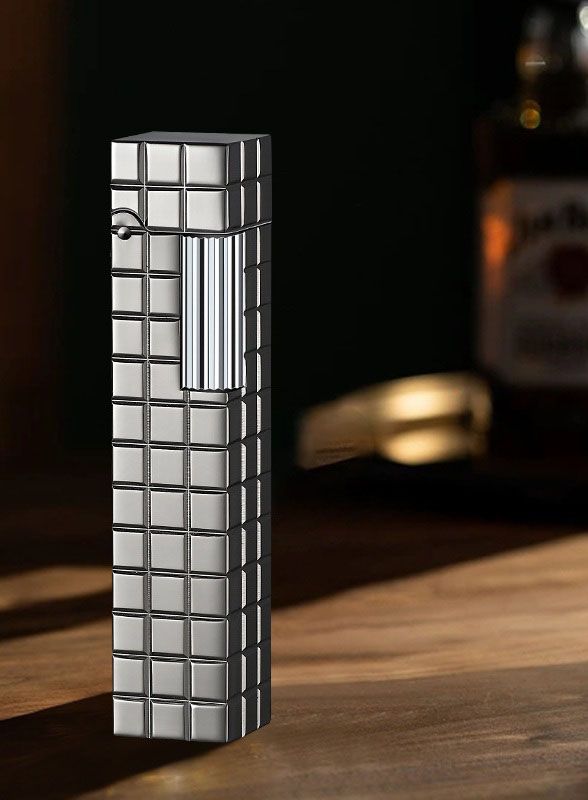 Бензинова запальничка Derui  Модель  Елегантний Квадрат