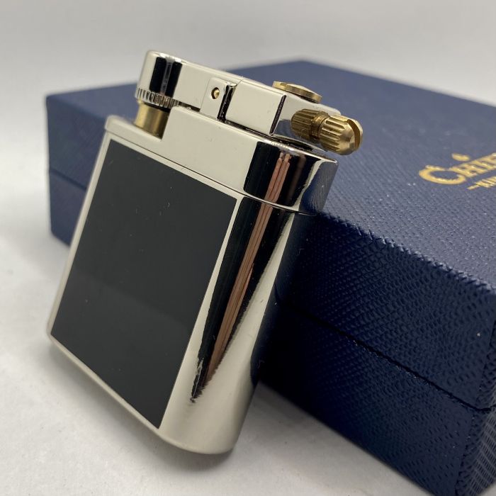 Запальничка бензинова Chief з гравіюванням у вигляді мікросітки