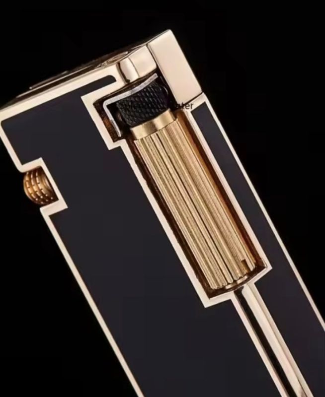 Бензинова запальничка Zorro «Ultimate Justice» — Елегантність та Ретро-механіка