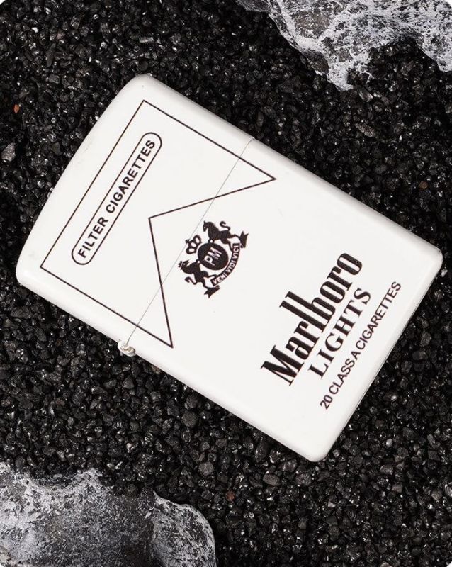 Бензинова запальничка Chief «Marlboro Lights» — Флуоресцентний матовий корпус