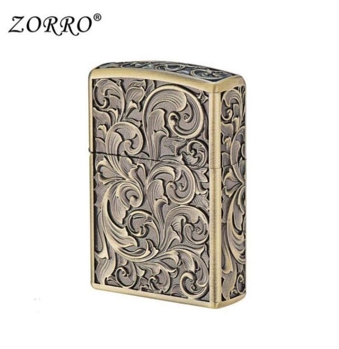 Бензинова запальничка Zorro "Antique Brass" з художнім гравіюванням Золотиста