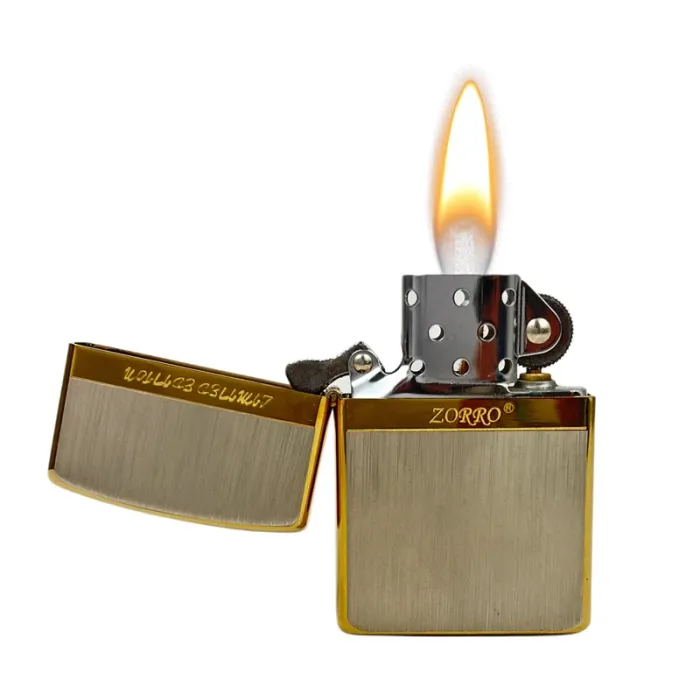 Бензинова запальничка Zorro Ultimate Justice Limited Edition, Brushed Gold/Silver
