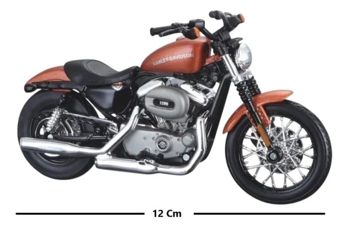 Колекційна модель мотоцикла Maisto Harley-Davidson 2007 XL 1200N Nightster (1:18)