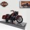 Колекційна модель мотоцикла Harley-Davidson 2017 Road King Special (1:18) від Maistо