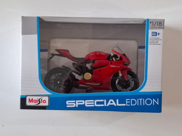 Колекційна модель мотоцикла Ducati 1199 Panigale — Масштаб 1:18 (Maisto) червона