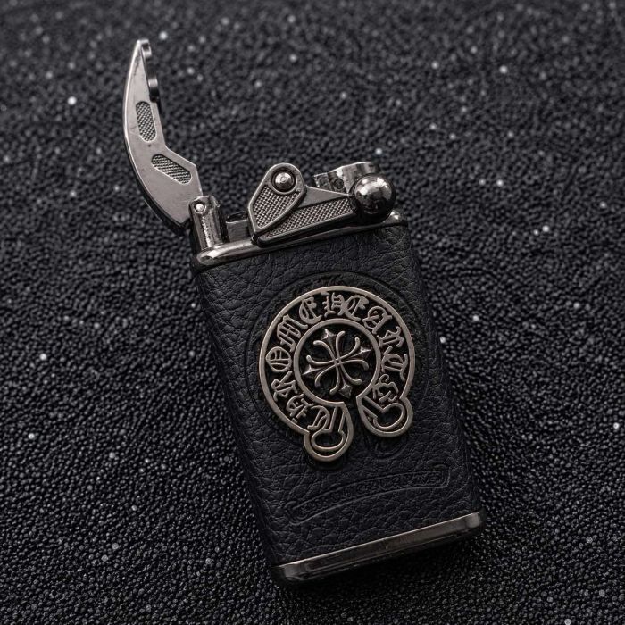 П’єзоелектрична газова запальничка Chrome Hearts у шкіряному чохлі