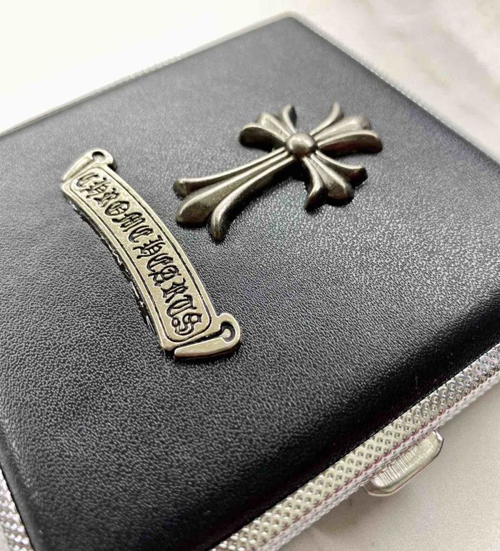 Портсигар металевий Chrome Hearts із чорною екошкірою та хрестом (99х95х19 мм)