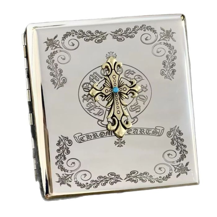 Металевий портсигар з об'ємним декором у стилі Chrome Hearts — на 20 сигарет standard