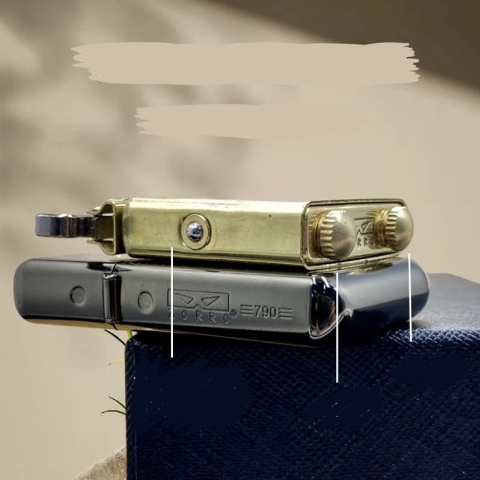 Бензинова запальничка Zorro Upgrade з зеленою конюшиною (Модель 790)