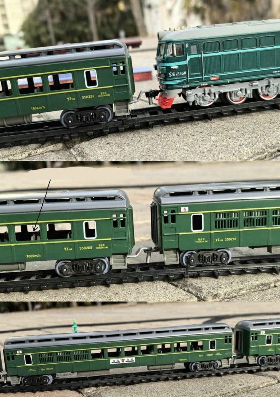 Дитяча залізниця FENFA «Пасажирський експрес DongFeng 4B» (7.5 м траси, світло, звук, 3 акумулятори та зарядний пристрій)