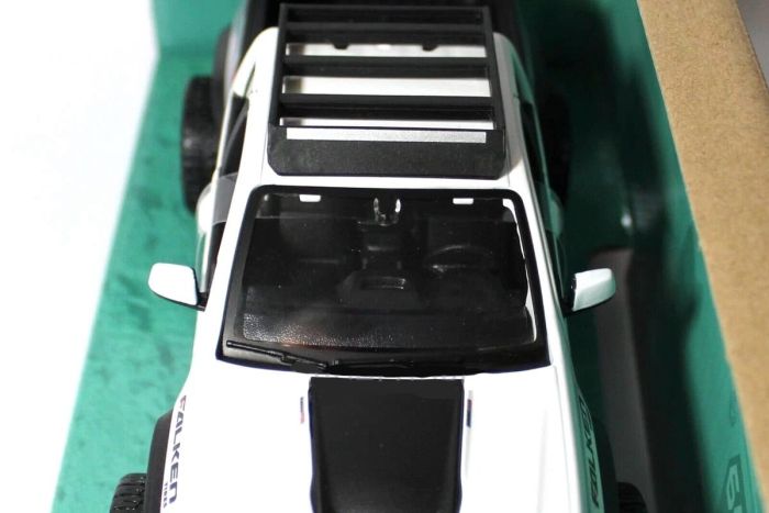 Колекційна модель автомобіля Maisto Design Off-Road 1:27 — 2017 Chevrolet Colorado ZR2