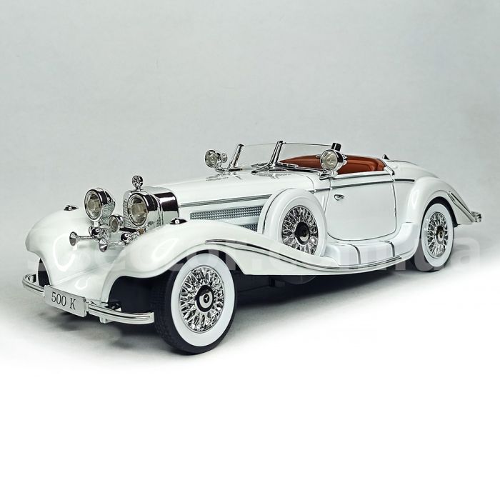 Масштабна модель Mercedes-Benz 500 K Typ Specialroadster (1936) у масштабі 1:18 (Maisto Premiere Edition)
