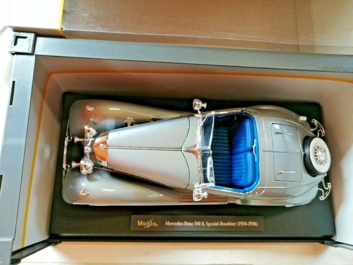 Колекційна модель Mercedes-Benz 500 K Typ Specialroadster (1936) у масштабі 1:18( сірому металіку) від Maisto