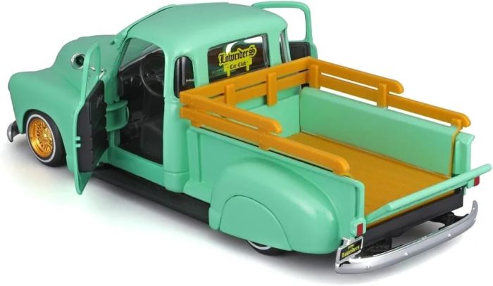 Масштабна модель автомобіля 1950 Chevrolet 3100 Pickup Lowriders (Maisto Design, масш.1:25)