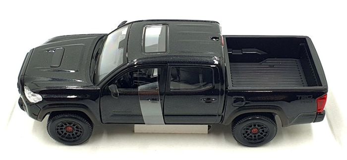 Колекційна модель автомобіля 2023 Toyota Tacoma TRD Pro (Maisto Special Edition, масштаб 1:27)