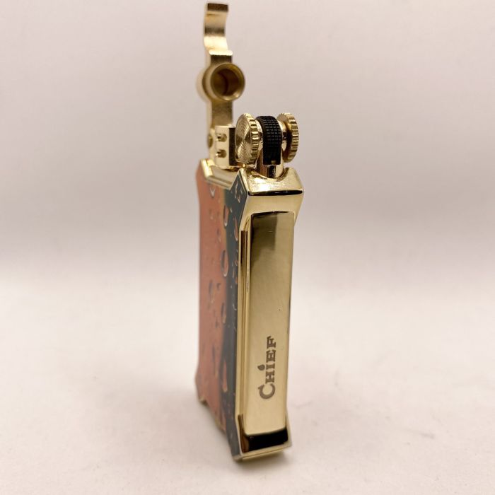 Бензинова запальничка Chief "Бурштинова Роса"