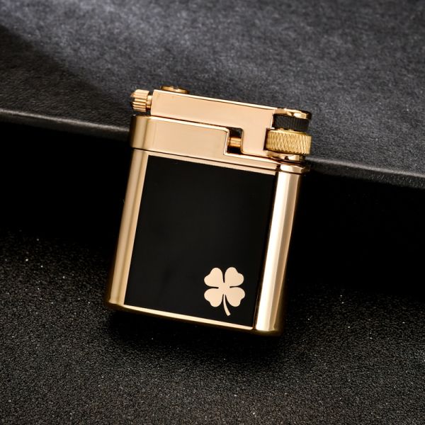 Запальничка бензинова Chief з символом чотирилистника