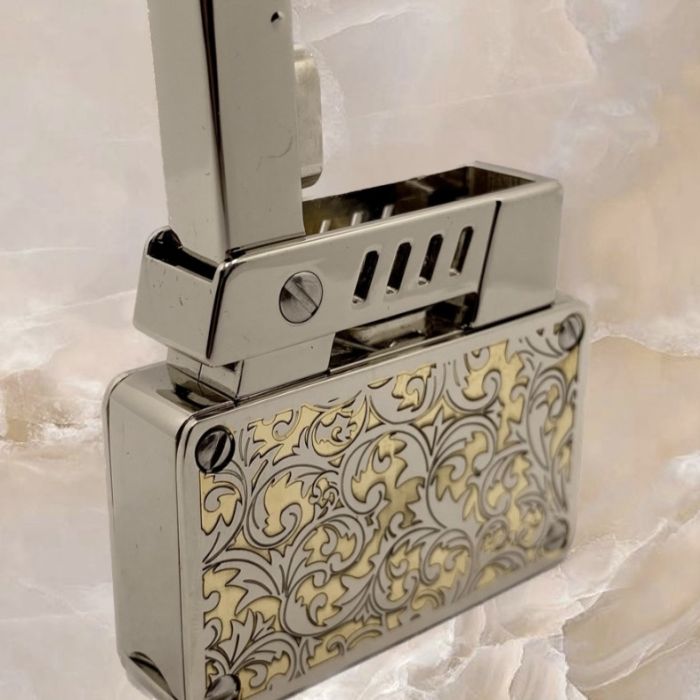 Преміум Бензинова Запальничка Chief з Двоколірним Гравіюванням