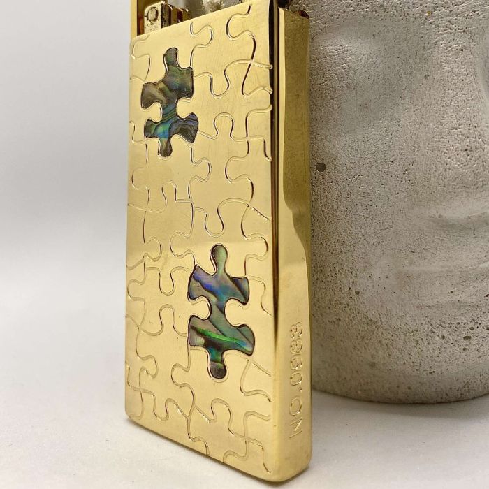 Бензинова запальничка Zorro Puzzle Gold (Золотий Пазл)