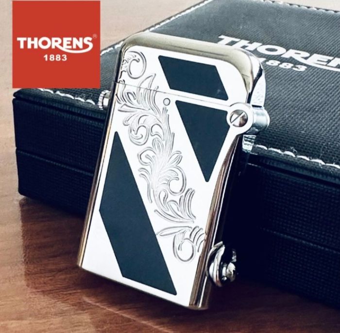 Бензинова Запальничка Thorens з декоративним гравіюванням