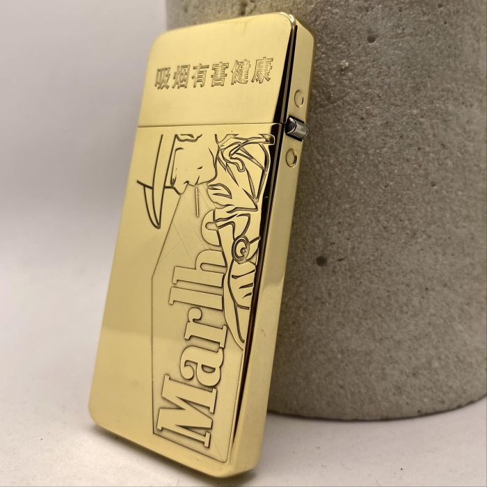 Бензинова запальничка Zorro "Marlboro Country" Gold