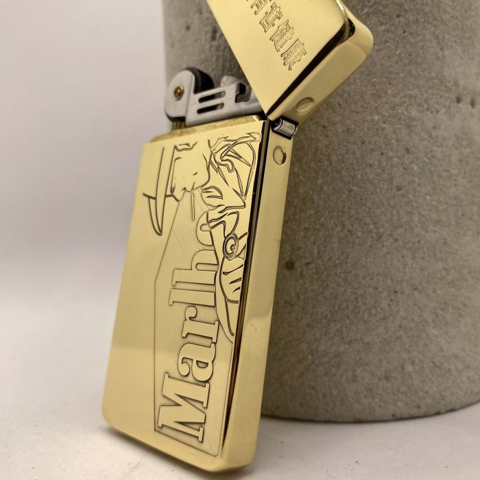 Бензинова запальничка Zorro "Marlboro Country" Gold