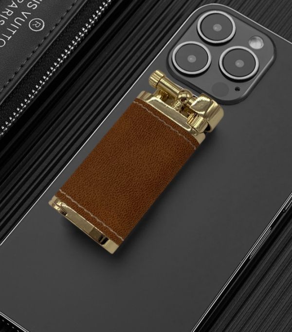 Газова запальничка SPUNK шкіряна пісочно-коричнева