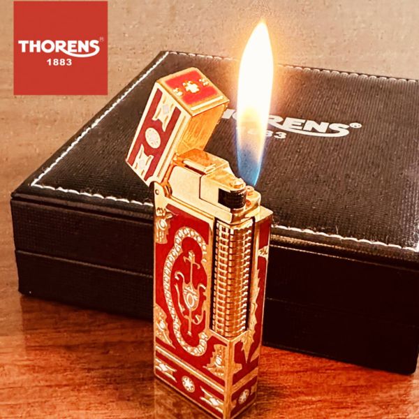 Розкішна газова запальничка THORENS в червоному кольорі з золотою інкрустацією