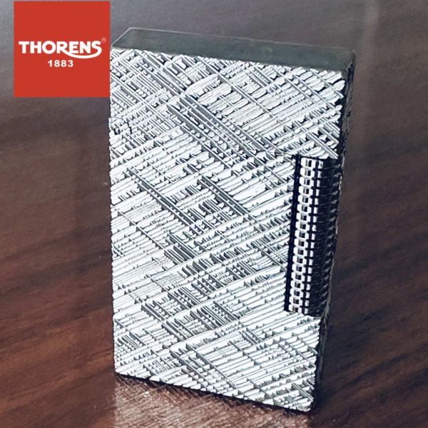 Стильна газова запальничка Thorens колір срібло